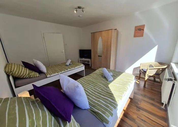 Homes Of Ruhr - Wasserturm Essen